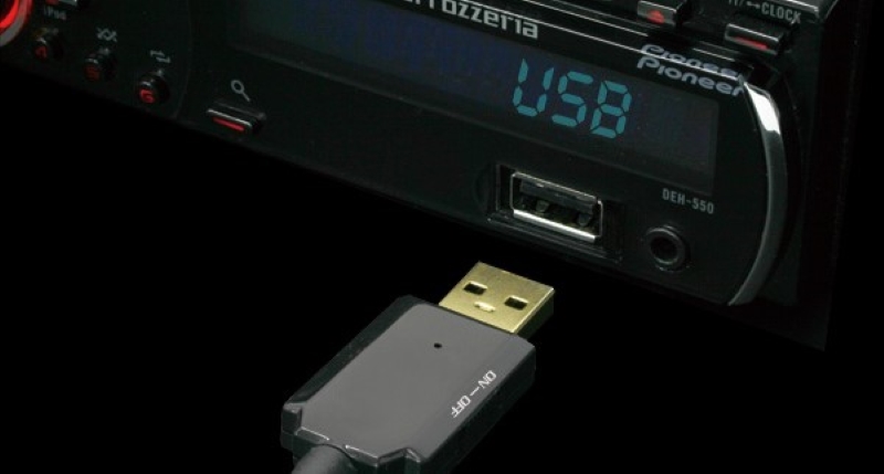 USBケーブル接続