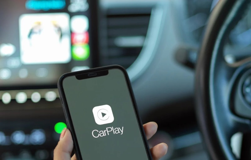 iPhone CarPlayを使う